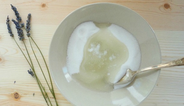Homemade-Lavender-Sugar-Scrub-11