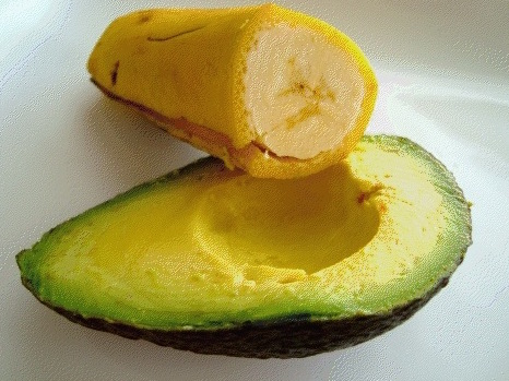banana-avocado-hair-mask