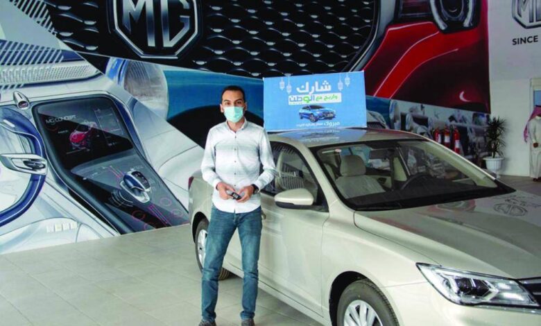 "الوطن" تسلم الجائزة الكبرى للفائز بمسابقة شارك واربح الرمضانية