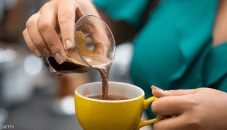 دراسة حديثة تزف خبرا سارا للأشخاص المصابين بسرطان الأمعاء عند تناول 4 أكواب من