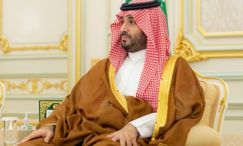 سمو ولي العهد يستقبل أصحاب الفضيلة العلماء والمعالي وجمعاً من المواطنين الذين قدموا