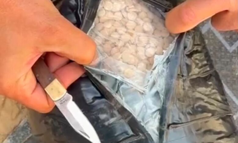 تعاون أمني سعودي لبناني يطيح بشبكة إجرامية ويُحبط تهريب نحو 3,900,000 قرص من مادة الإمفيتامين المخدر