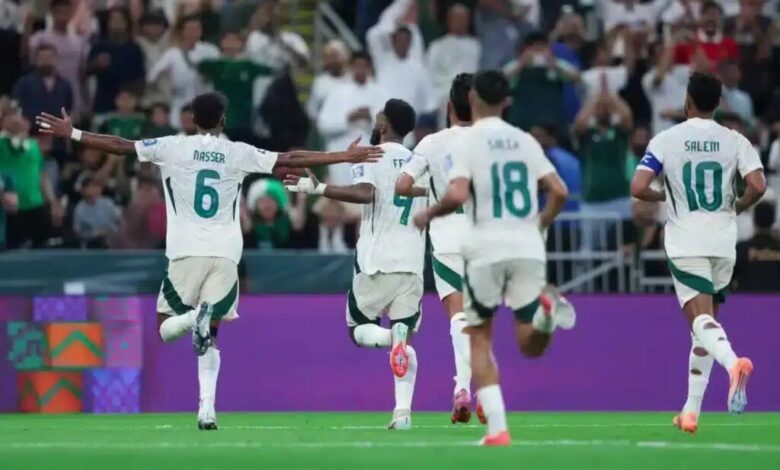 3 لاعبين مهددون بالإيقاف من المنتخب